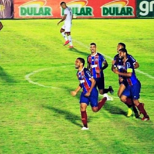 Bahia vence o Jacuipense e abre vantagem na semifinal do Baianão