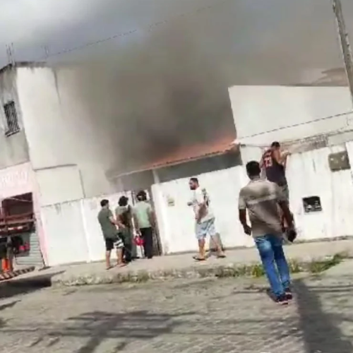 Mulher que sofreu queimadura após incêndio em residência não resiste e morre dois dias depois