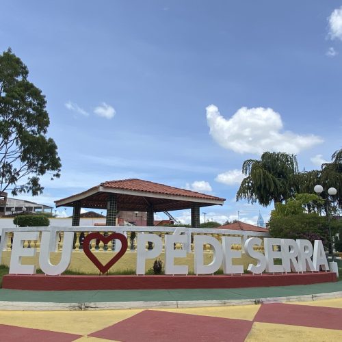 Justiça suspende divulgação de pesquisa eleitoral em Pé de Serra