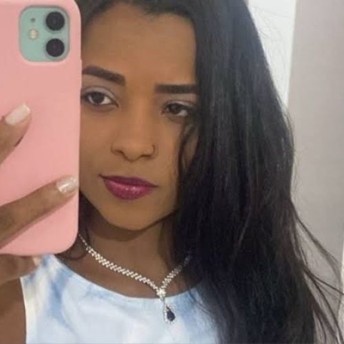 Mulher é assassinada durante assalto em Salvador