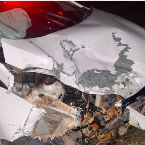 Acidente entre dois carros deixa homem morto na BA-120, em Santa Luz