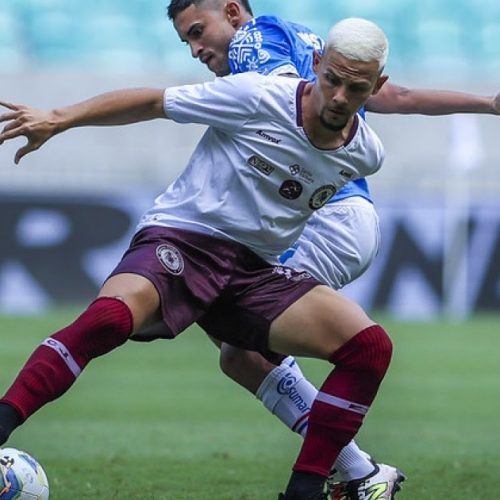 Jacuipense vence o Bahia em Salvador e garante vantagem na semifinal do Baianão