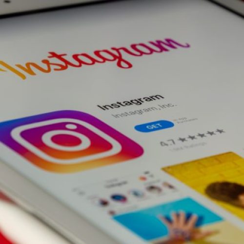 Fim do ‘arrasta para cima’: saiba o que vai substituir a ferramenta no Instagram