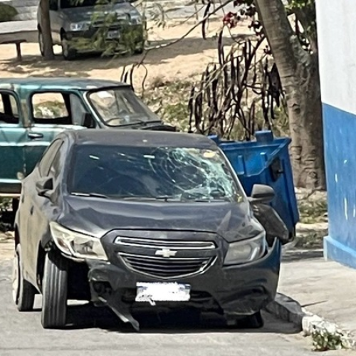 PM apreende carro após perseguição e troca de tiros em Conceição do Coité