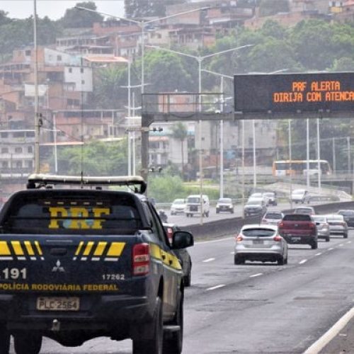 Dois mil veículos são flagrados acima da velocidade durante o São João